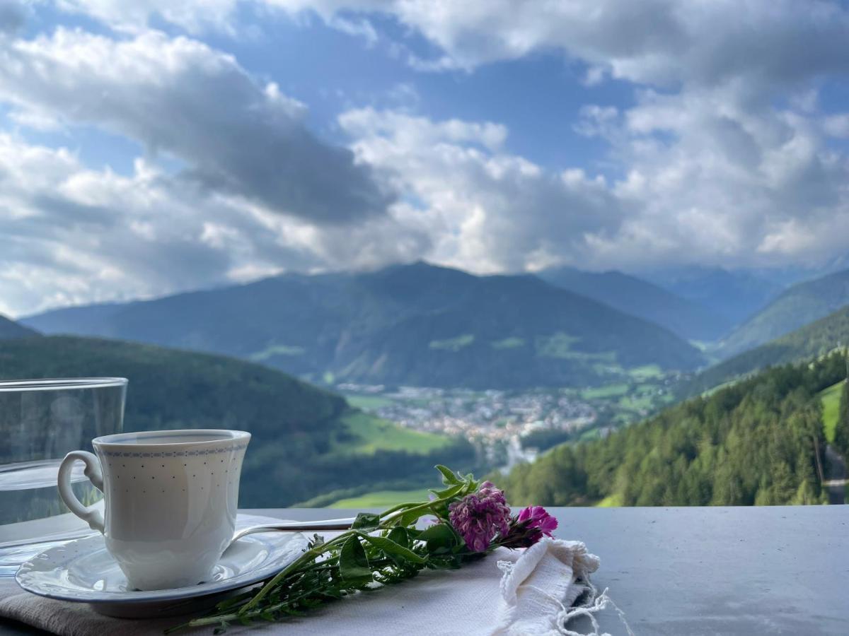Schallerhof Sterzing: Tranquil Farm With Panoramic Views