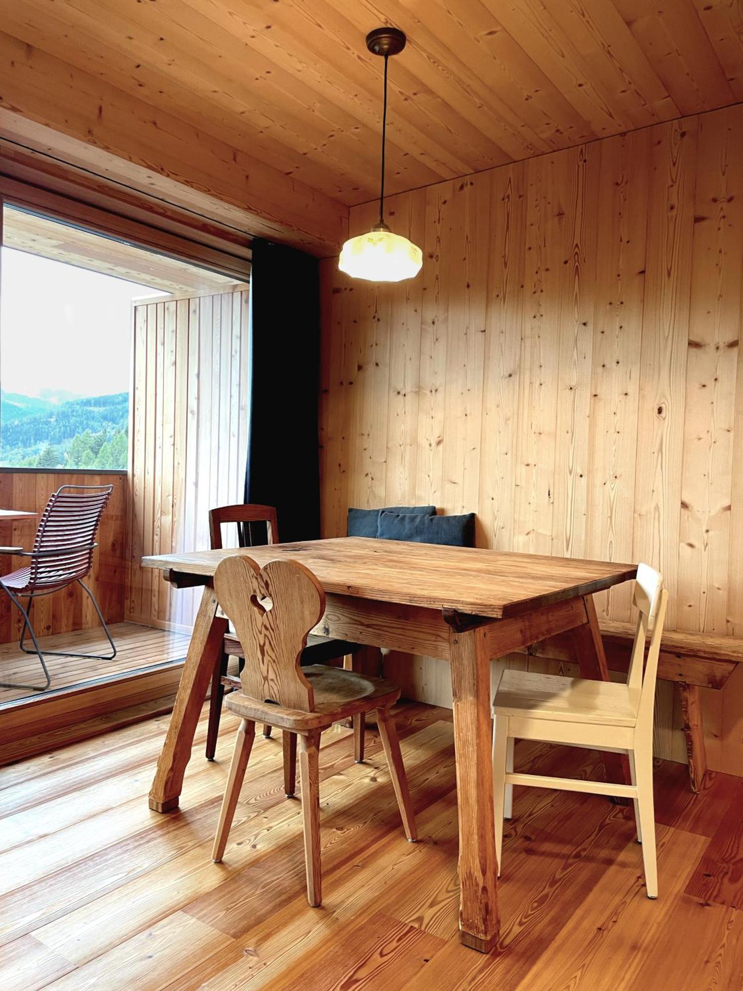 Schallerhof Sterzing: Tranquil Farm With Panoramic Views